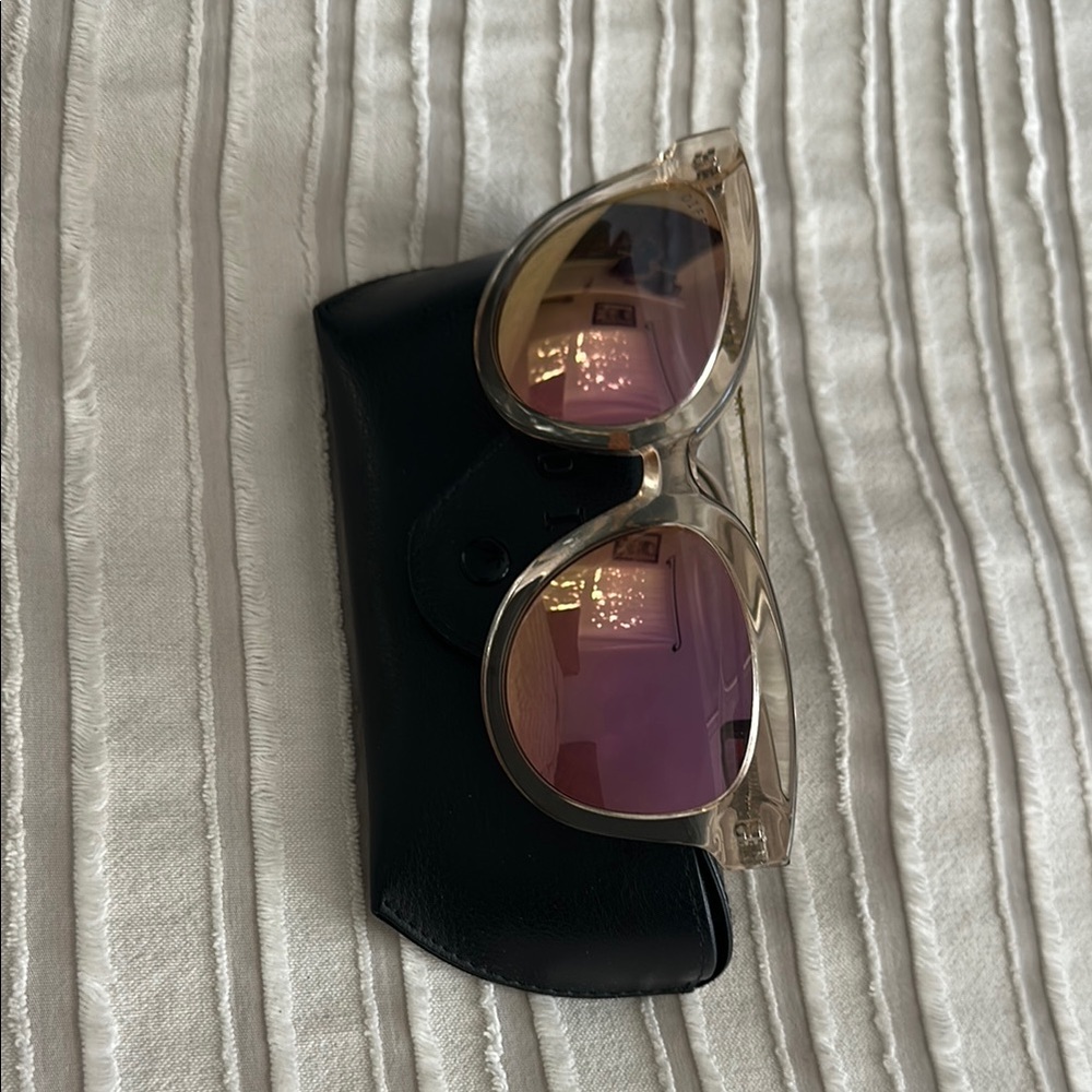 Diff “April” Sunglasses